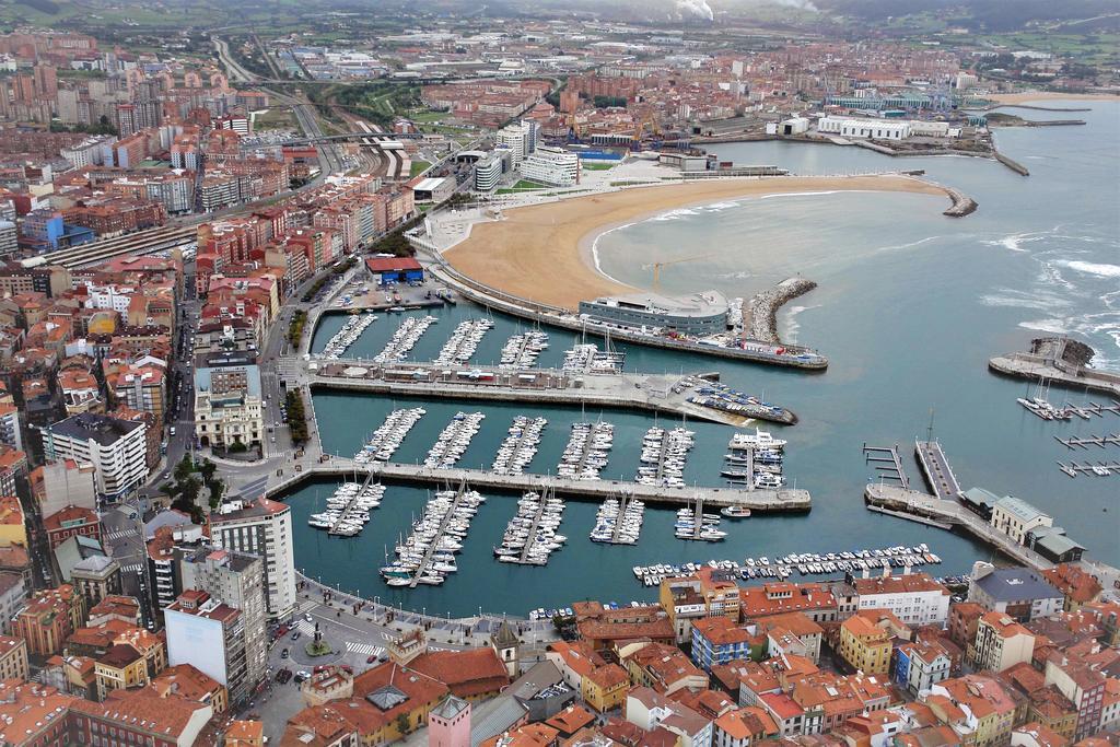 Espacio Gijon Poniente Luaran gambar