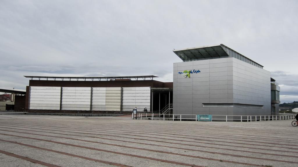 Espacio Gijon Poniente Luaran gambar